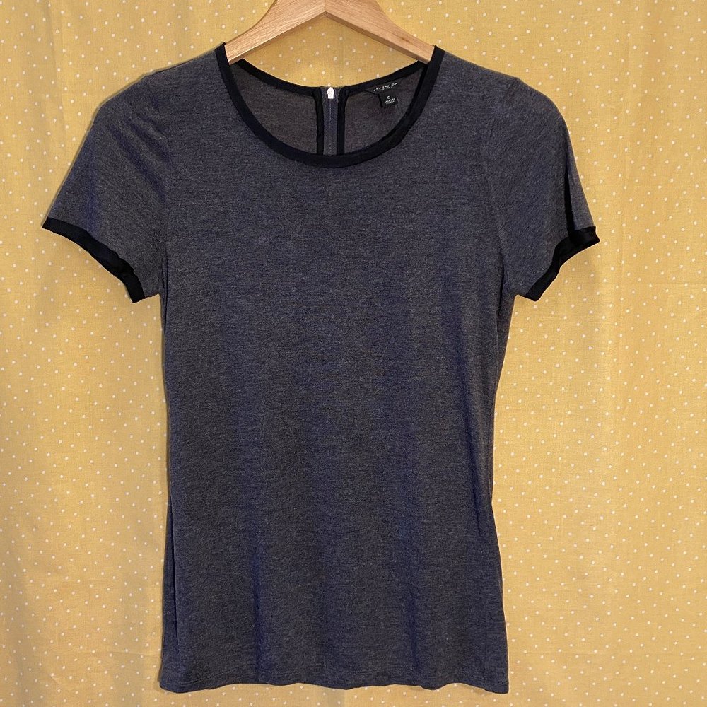 Cute Ann Taylor ribbon trim, zip back top
